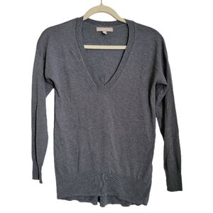 Banana Republic Sweater Womens XS Gray Pullover Silk V-Neck Long Sleeve
